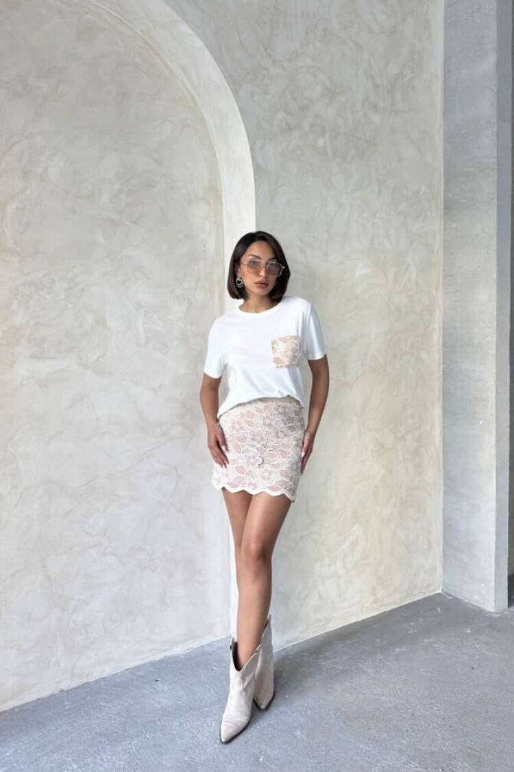 Pocket Detailed T-Shirt -Powder