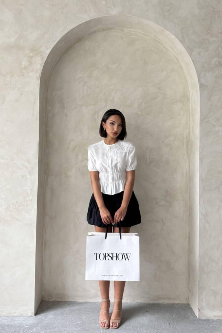 Collar Detailed Ruffle Shirt