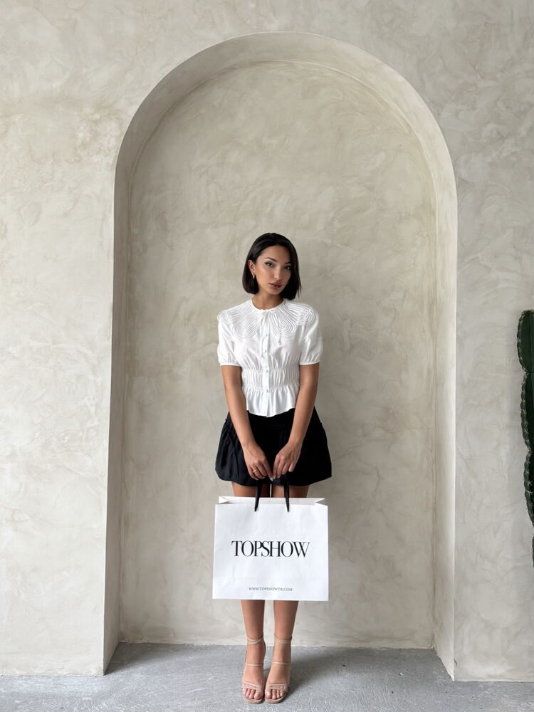 Collar Detailed Ruffle Shirt