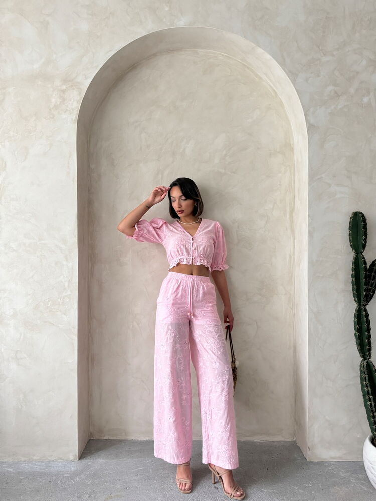 Floral Detailed Embroidered Blouse