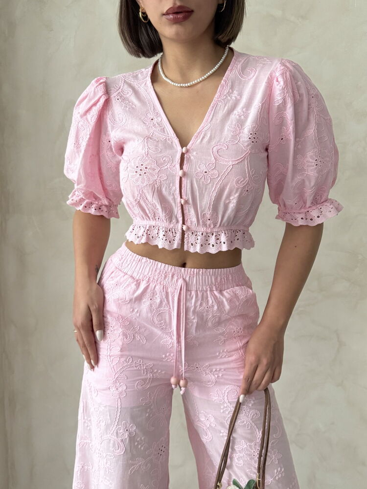 Floral Detailed Embroidered Blouse