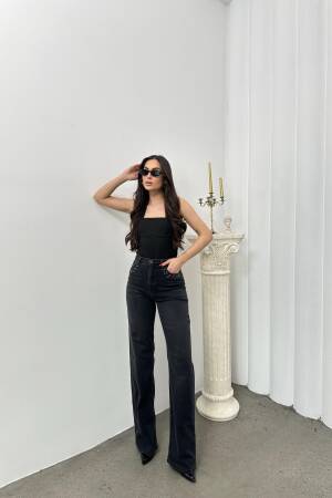 High Waist Pocket Stone Embroidery DetailedJeans - Brand: LACARINO - Women's Clothing Wholesale - Globality Store