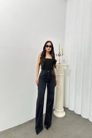 High Waist Pocket Stone Embroidery DetailedJeans - Brand: LACARINO - Women's Clothing Wholesale - Globality Store