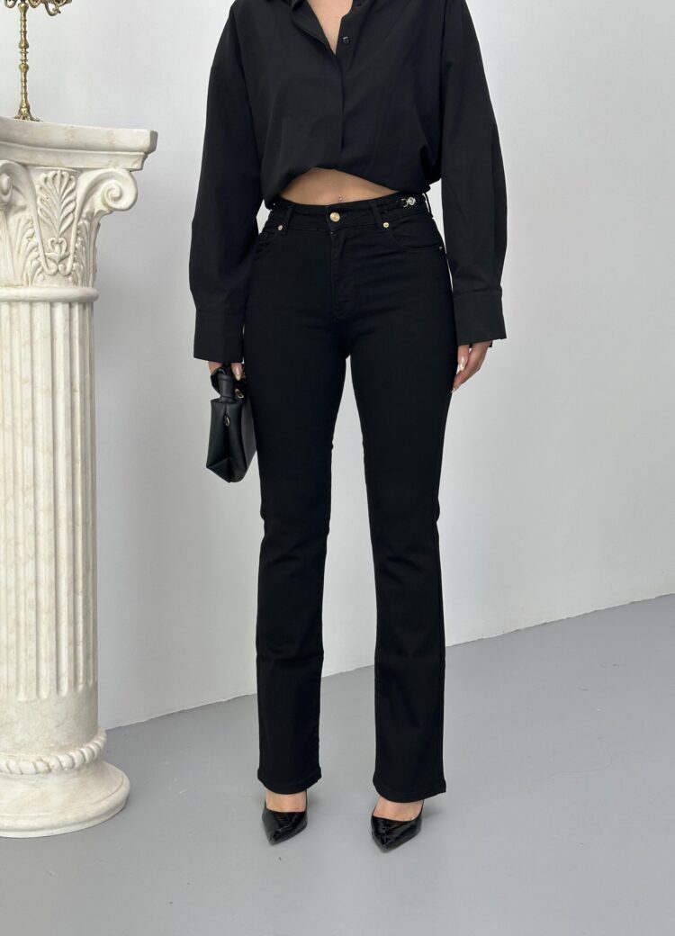 High Waist Belt Buckle Detailed Half Spanish LegJeans