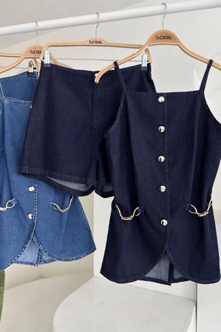 Gold Accessory And Buttoned Shorts Suit