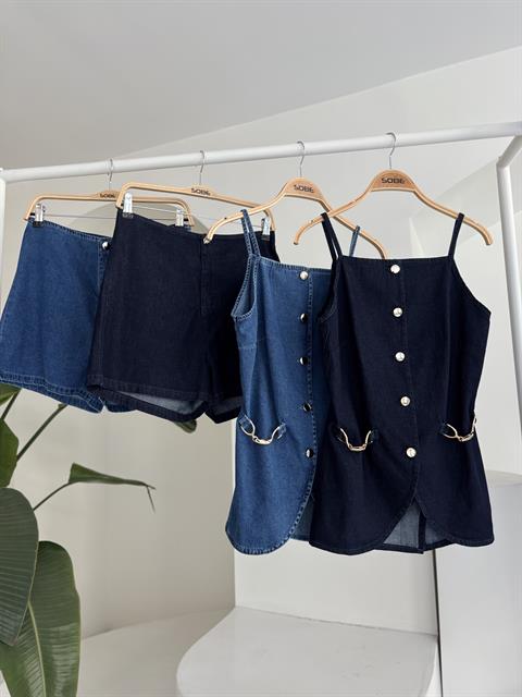 Gold Accessory And Buttoned Shorts Suit