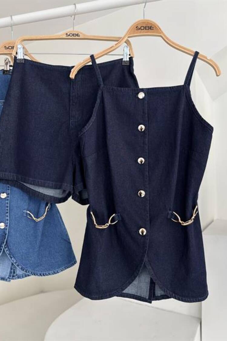 Gold Accessory And Buttoned Shorts Suit