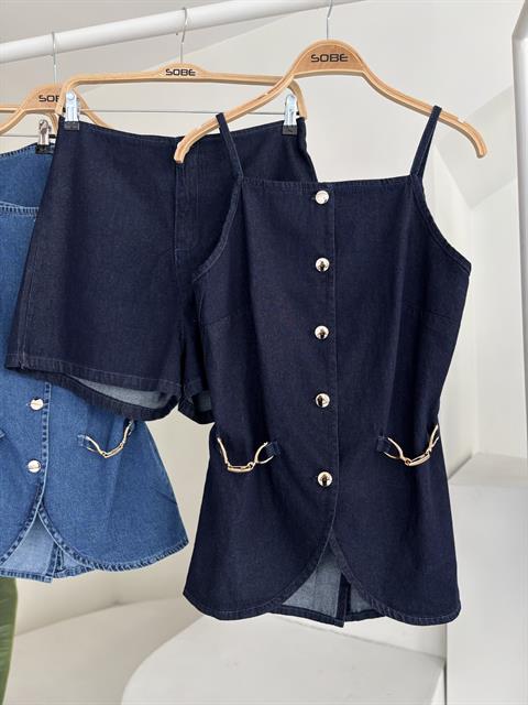 Gold Accessory And Buttoned Shorts Suit