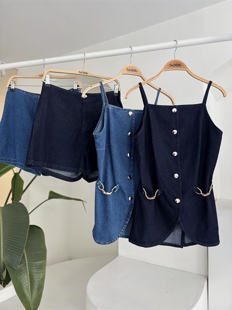 Gold Accessory And Buttoned Shorts Suit