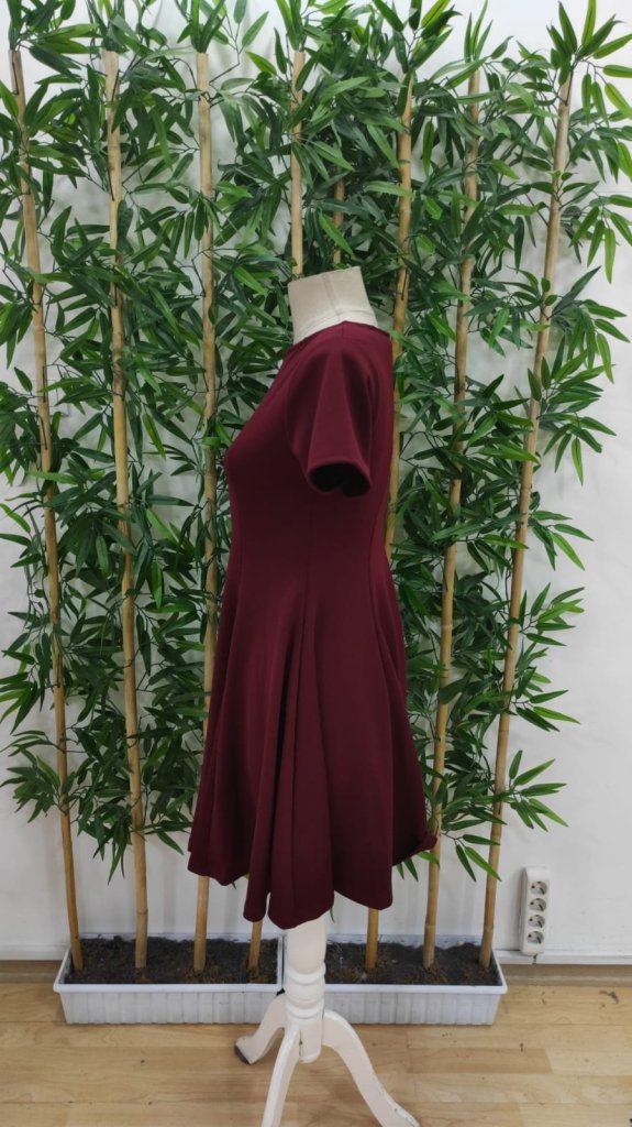 Women's Short Sleeve Kilos Imported Crepe Dress - Burgundy