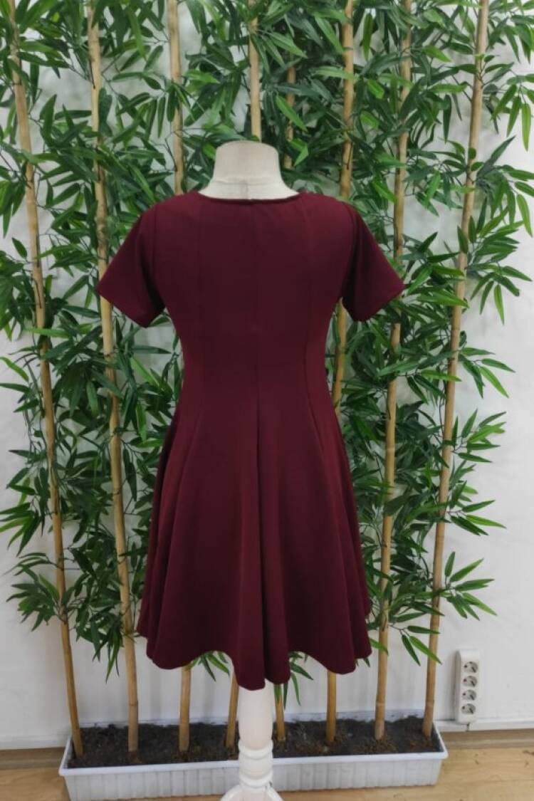 Women's Short Sleeve Kilos Imported Crepe Dress - Burgundy
