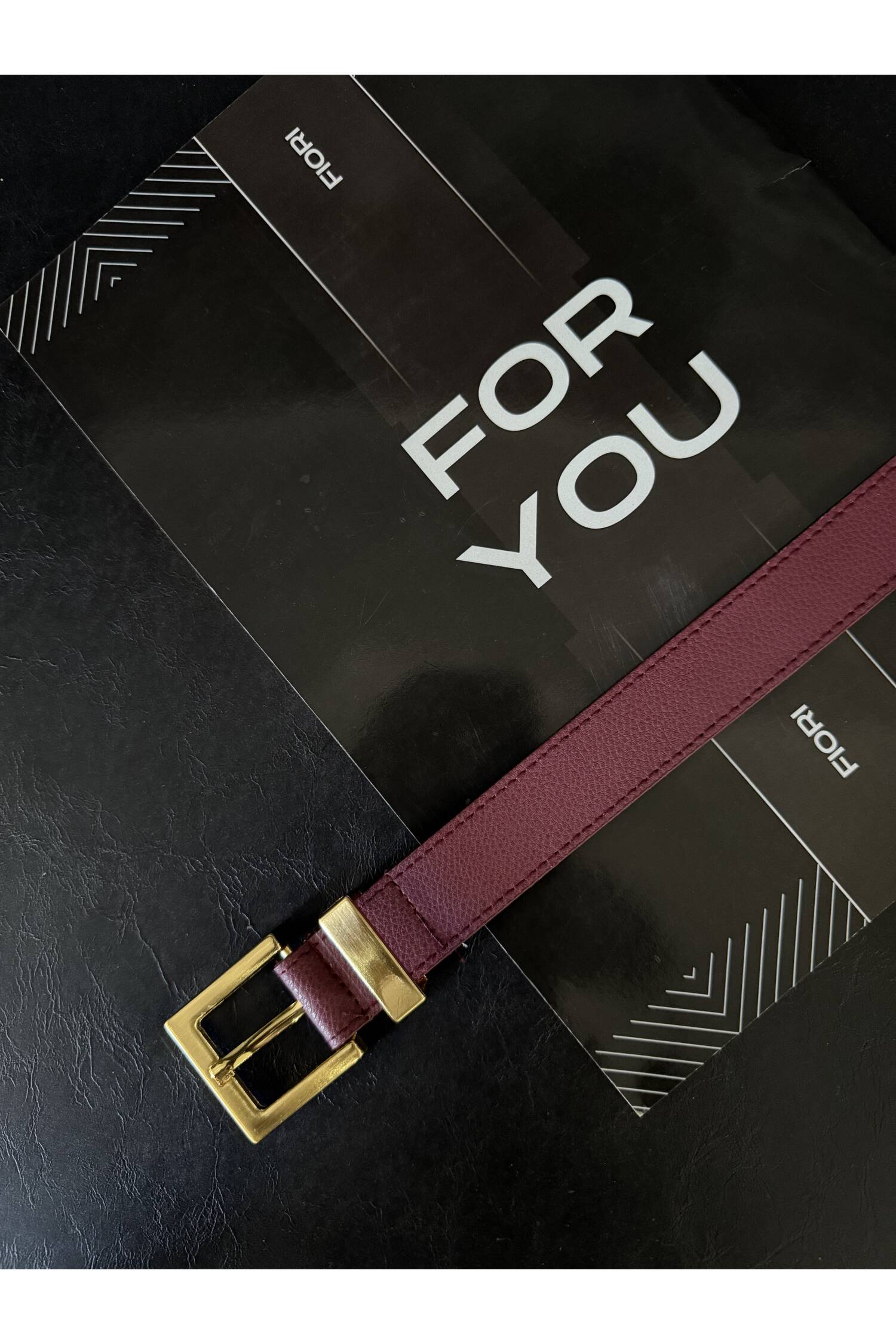 Square Buckle Bridge Women's Belt - Brand: Fiori - Women's Clothing Wholesale - Globality Store