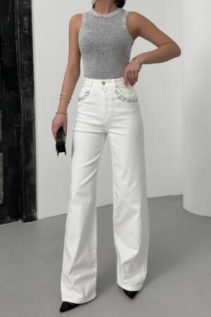 High Waist Pocket Front Pocket Stone Embroidery DetailedJeans - Brand: LACARINO - Women's Clothing Wholesale - Globality Store