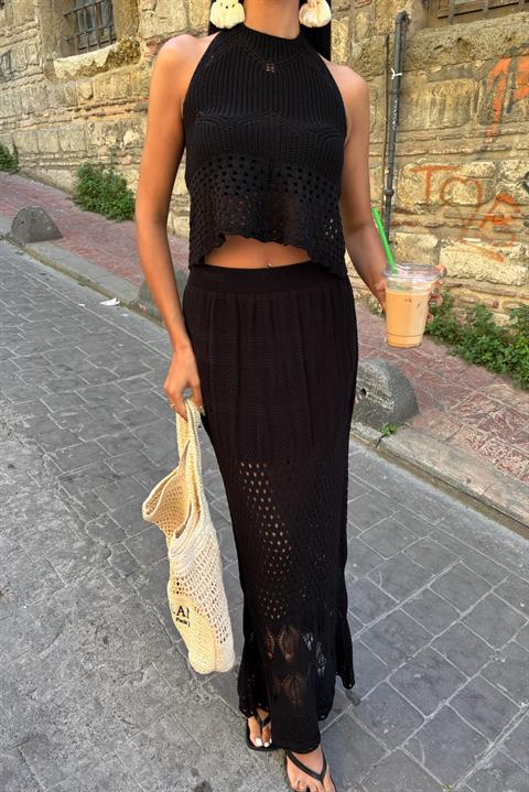 Openwork Set With Back Neckline