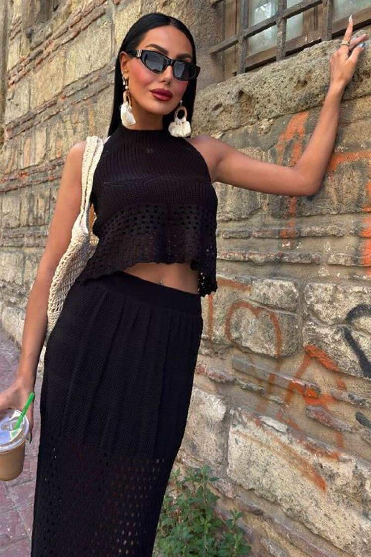 Openwork Set With Back Neckline