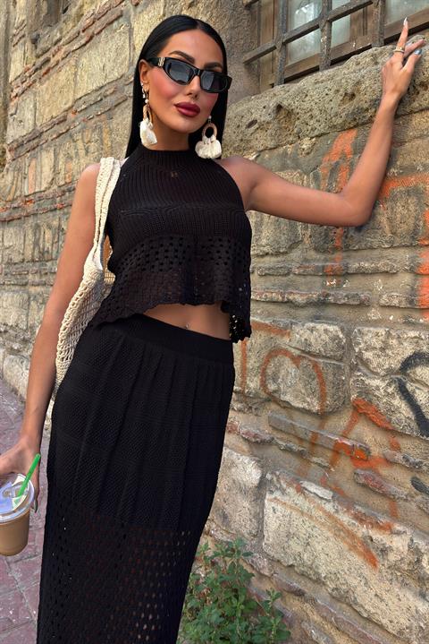 Openwork Set With Back Neckline
