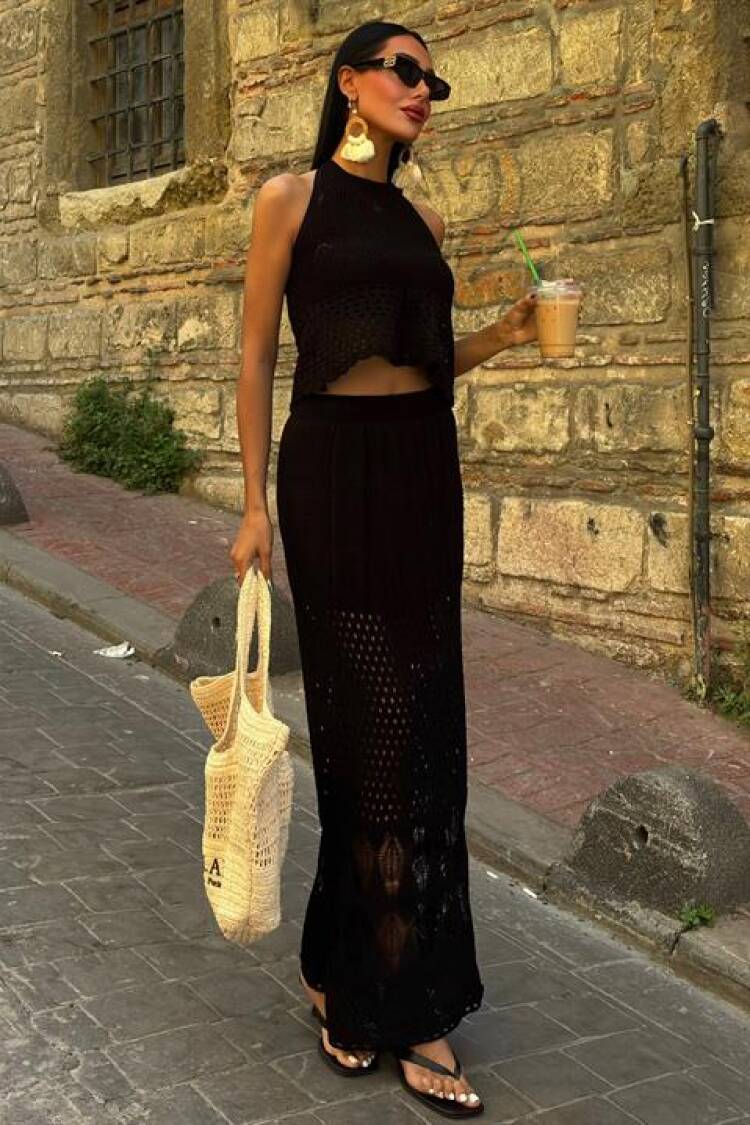 Openwork Set With Back Neckline