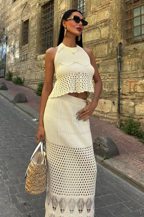 Openwork Set With Back Neckline