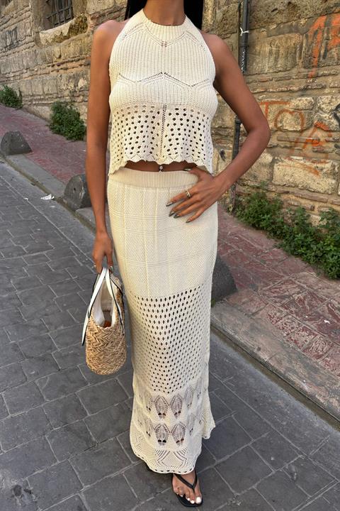 Openwork Set With Back Neckline