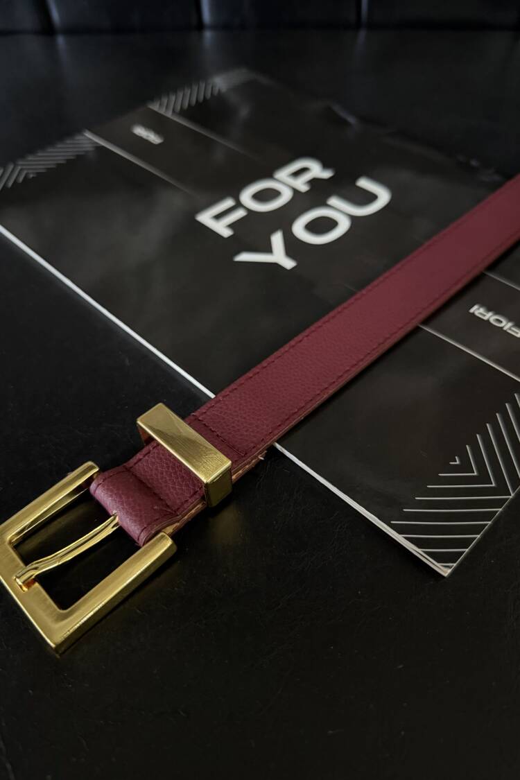 Square Buckle Bridge Women's Belt - Brand: Fiori - Women's Clothing Wholesale - Globality Store