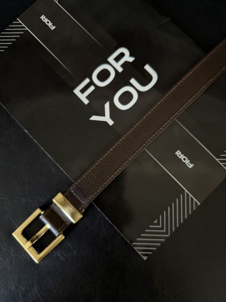 Square Buckle Bridge Women's Belt - Brand: Fiori - Women's Clothing Wholesale - Globality Store