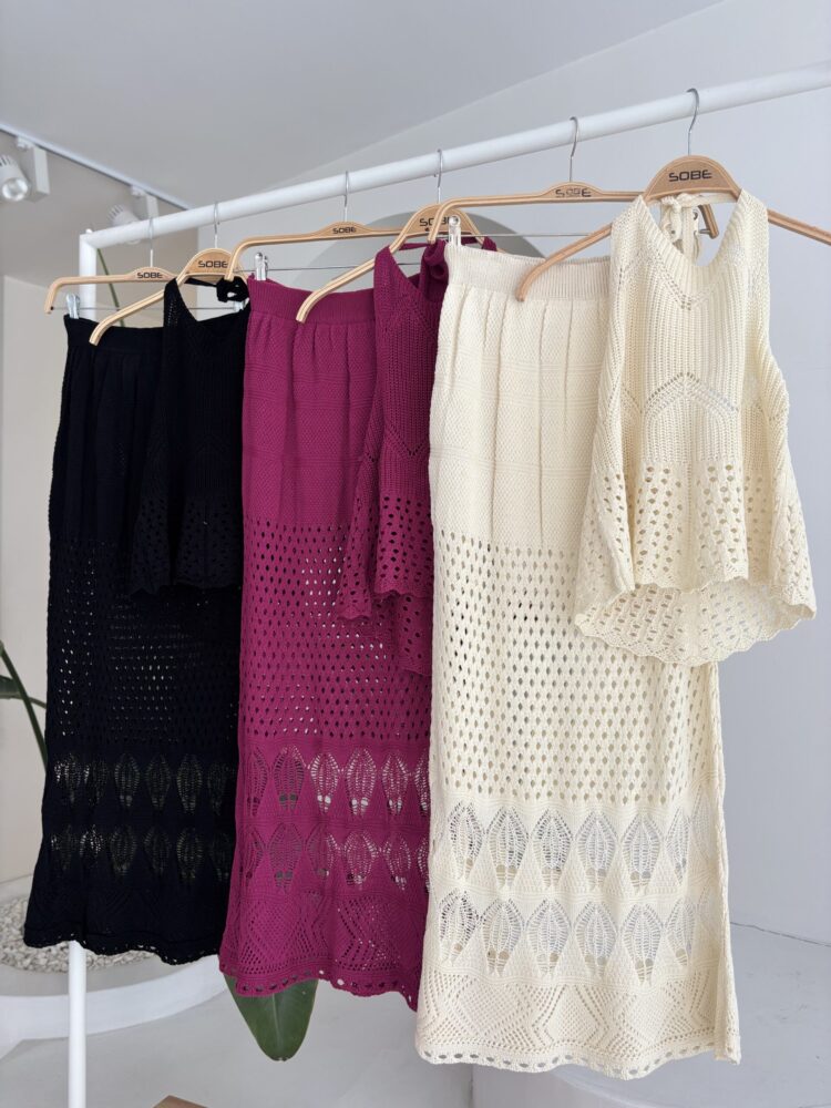Openwork Set With Back Neckline