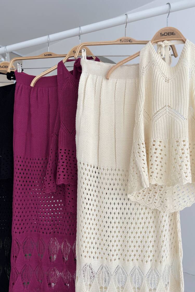 Openwork Set With Back Neckline