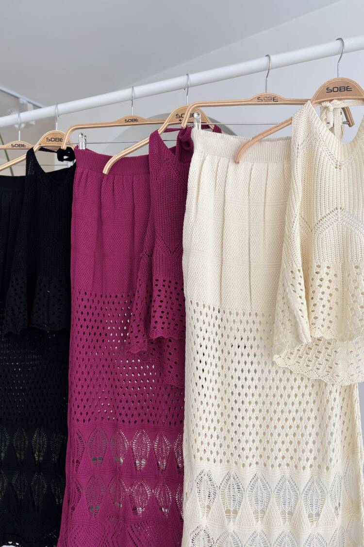Openwork Set With Back Neckline