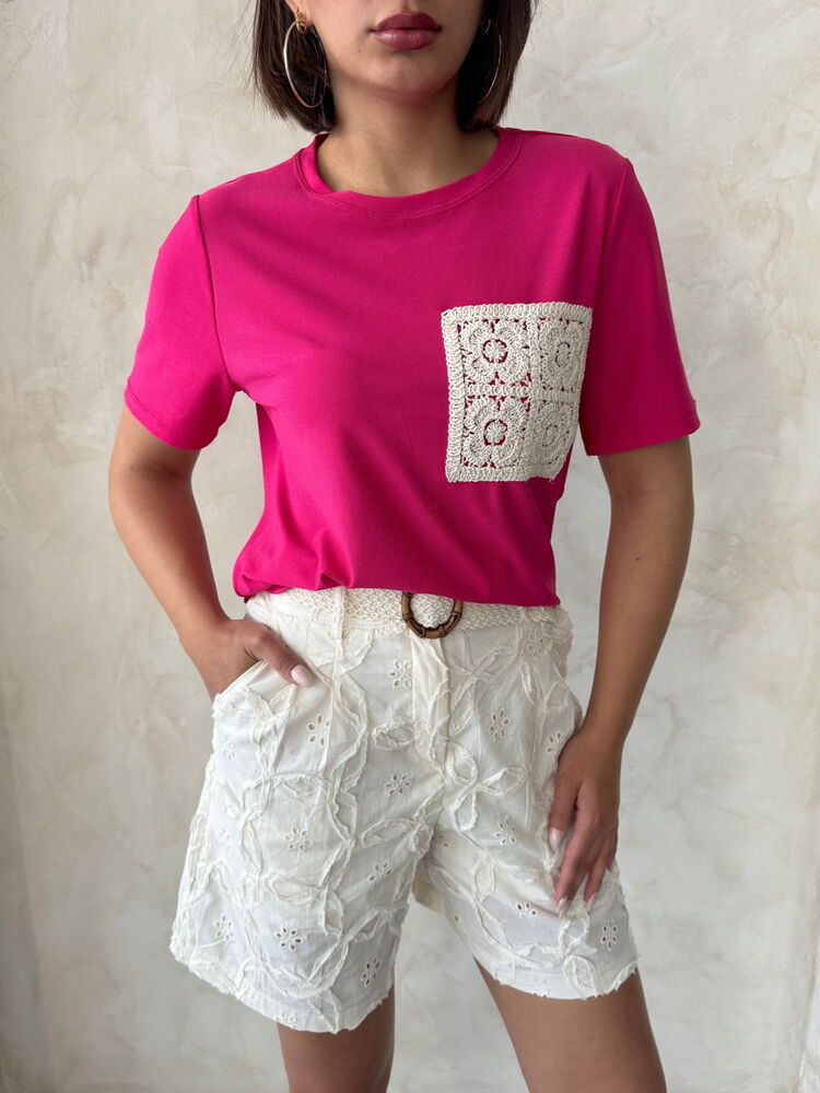 Pocket Detailed T-Shirt