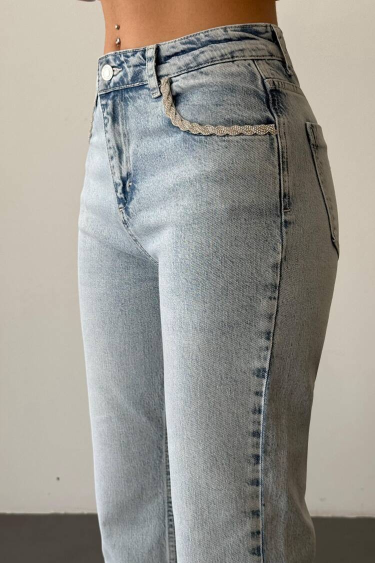 High Waist Front Pocket Stone Embroidery Detailed LightJeans