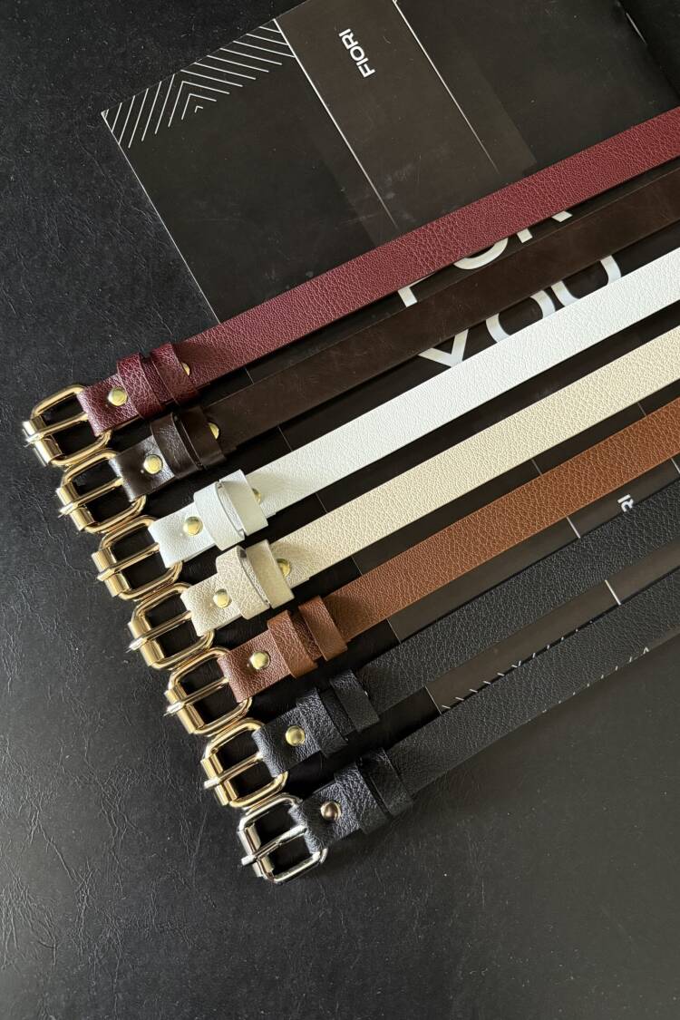 Slim Women's Belt With Square Buckle