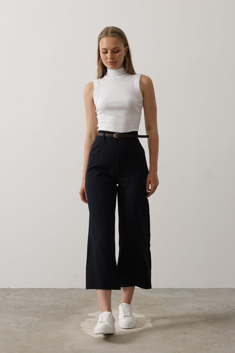 Belt Collar Detailed Pants
