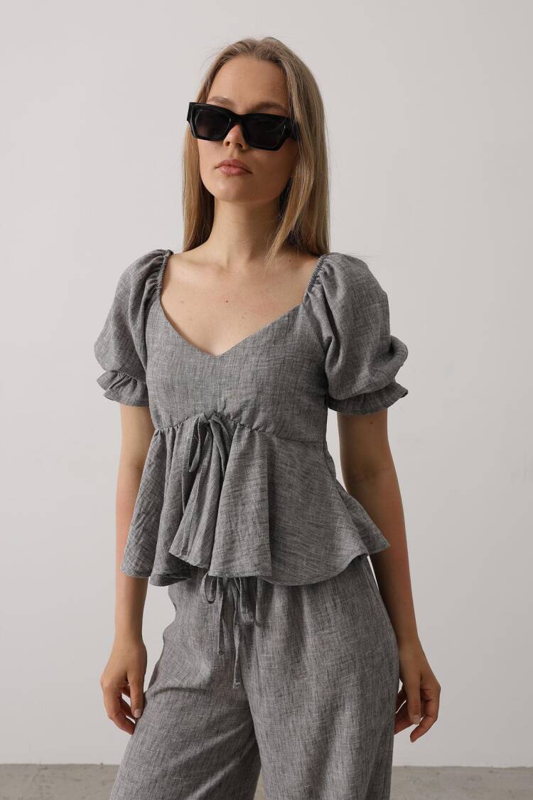 Half Balloon Sleeve Set With Bow