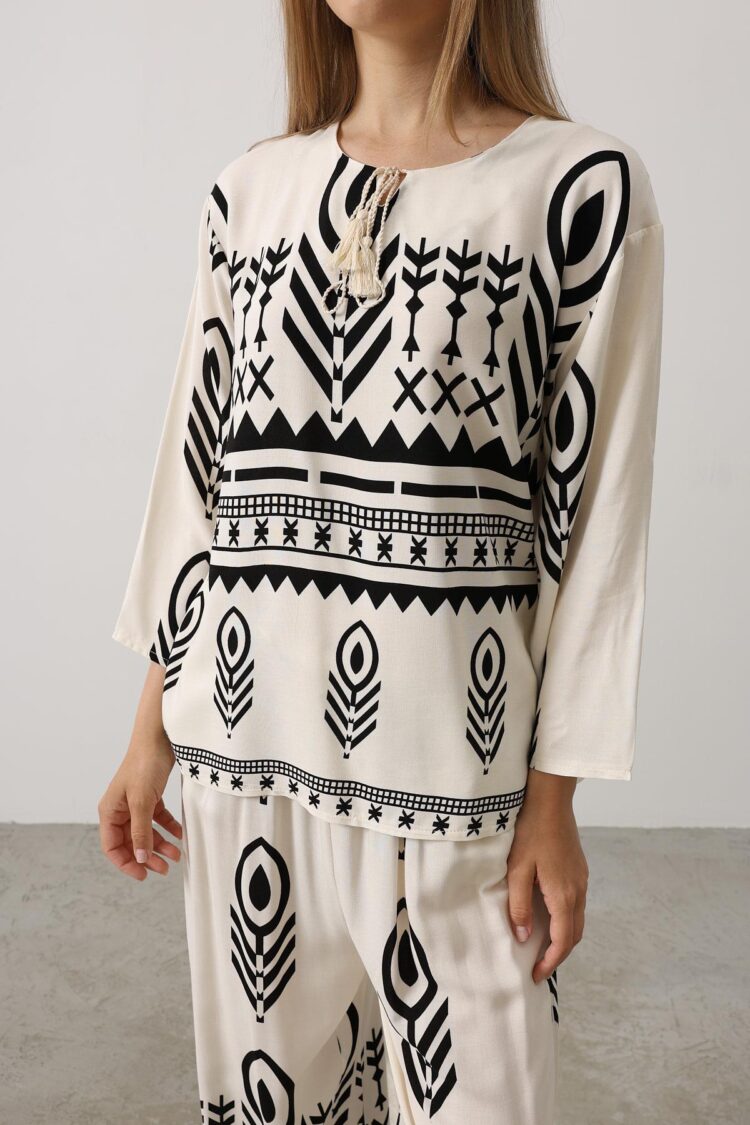 Printed Tassel Detailed Suit