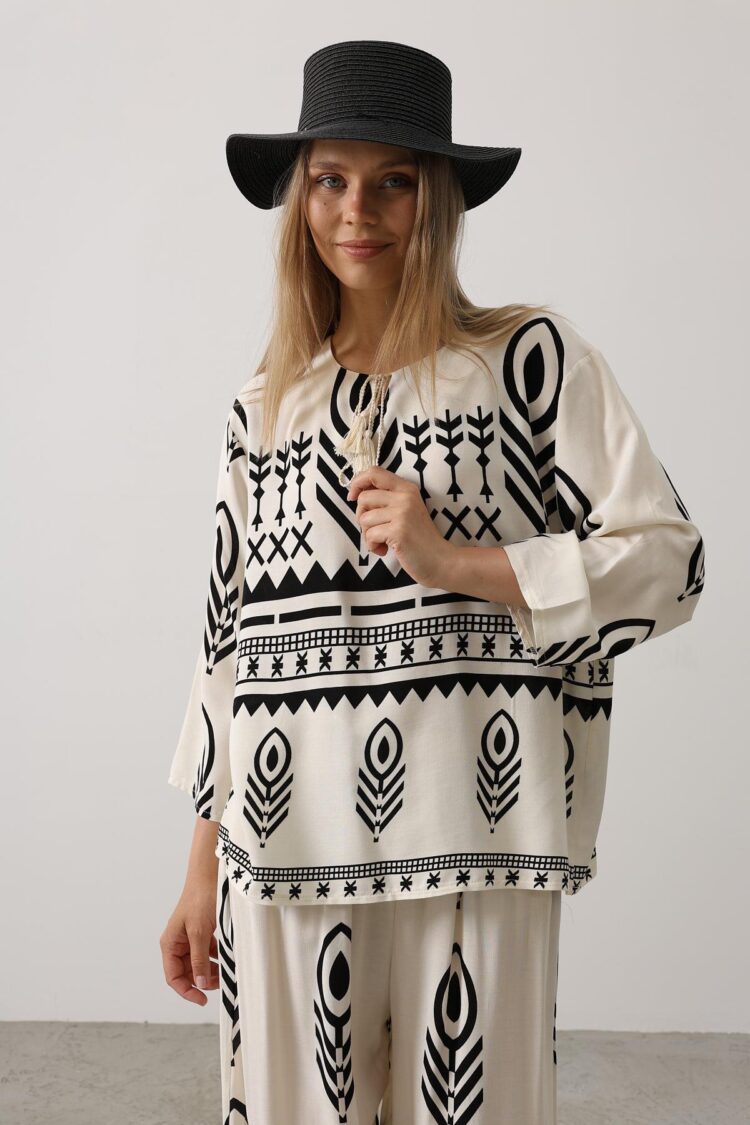 Printed Tassel Detailed Suit