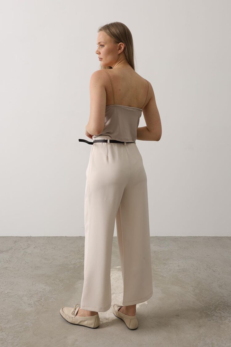 Belt Collar Detailed Pants