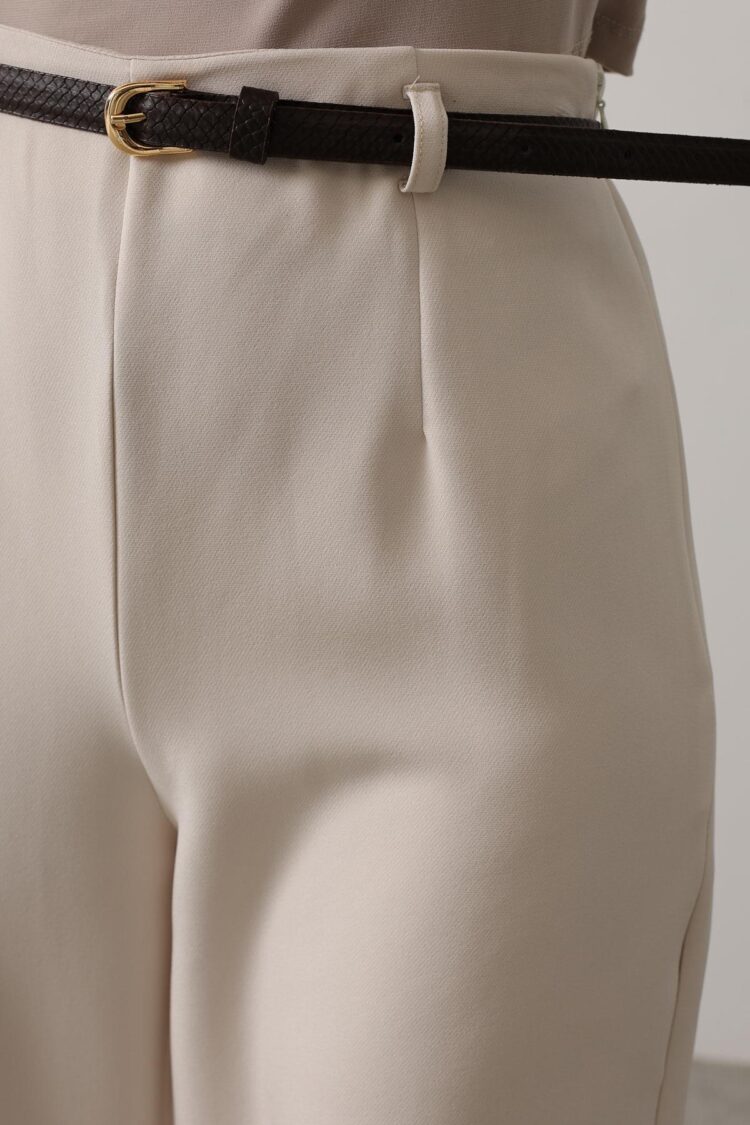 Belt Collar Detailed Pants