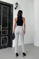 Seamless Leg Mom Fit Jeans - Brand: XLove - Women's Clothing Wholesale - Globality Store