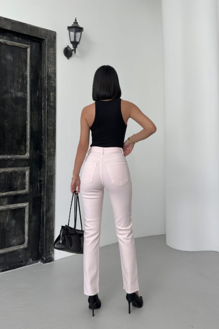 Seamless Leg Mom Fit Jeans
