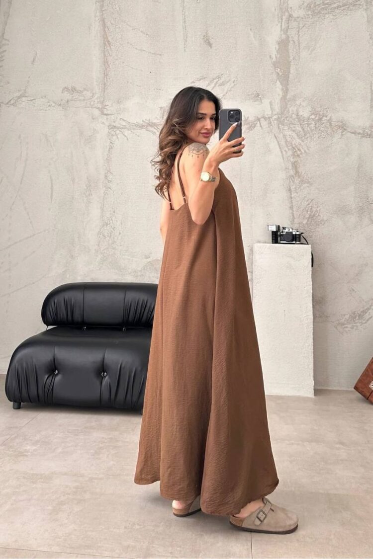 Ayrobin Dress