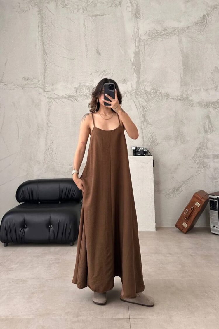 Ayrobin Dress