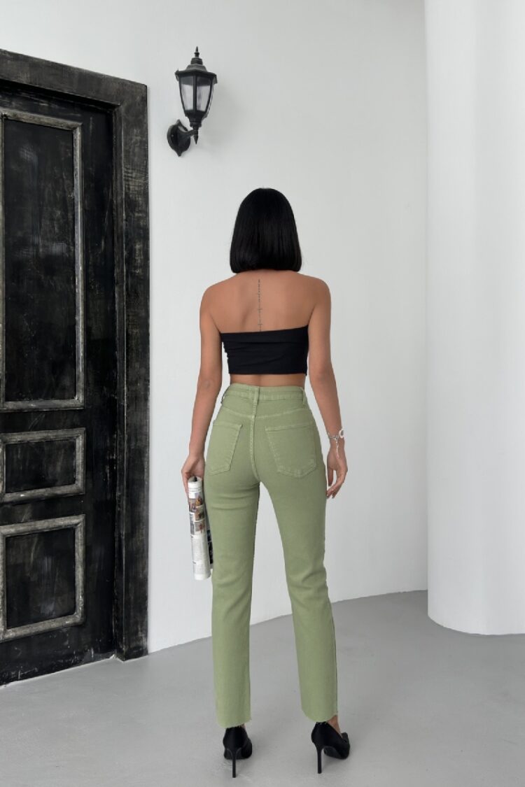Seamless Leg Mom Fit Jeans