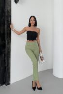 Seamless Leg Mom Fit Jeans - Brand: XLove - Women's Clothing Wholesale - Globality Store