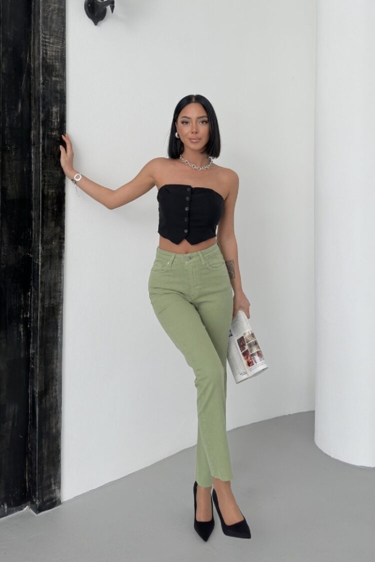 Seamless Leg Mom Fit Jeans