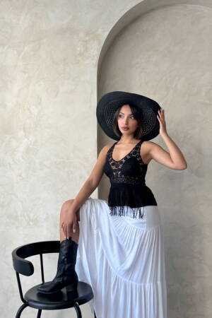 Wholesale Blouse With Guipure Detailed Strap