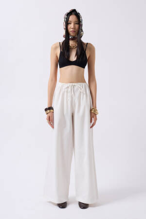 Lace Detail Cotton Pants - Brand: Black Fashion - Women's Clothing Wholesale - Globality Store
