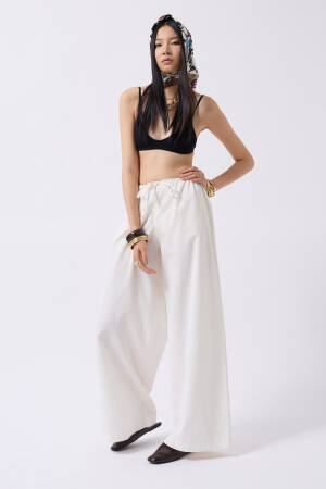 Lace Detail Cotton Pants - Brand: Black Fashion - Women's Clothing Wholesale - Globality Store