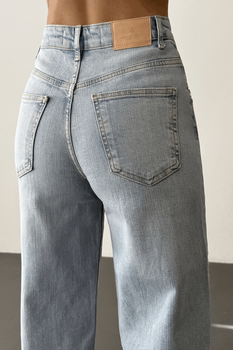 High Waist Pocket Front Pocket Stone Embroidery Detailed LightJeans Pants