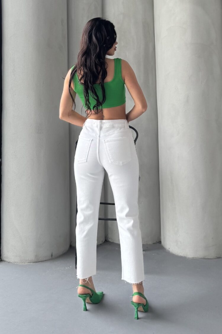 Mom Fit Jeans With Stones