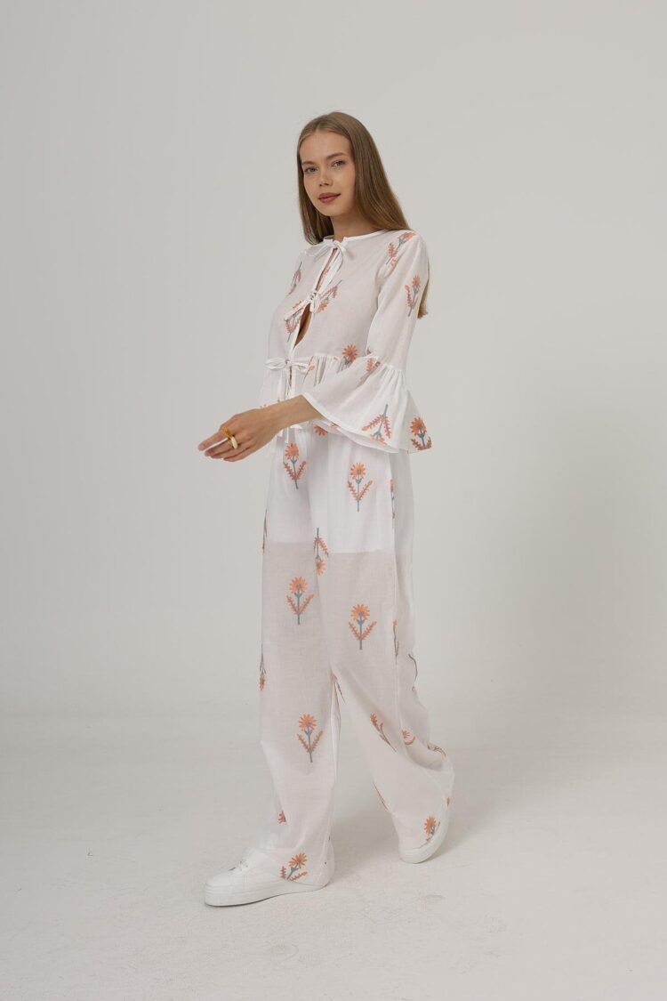 Embroidered Oversize Pants